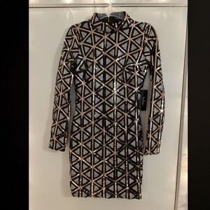 Lulus Waking Up in Vegas Rose Gold and White Long Sleeve Sequin Dress NWT